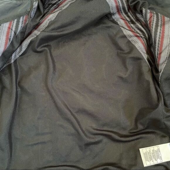 Nike ~ Women’s Hoodie ~ Cotton/Nylon Jacket in Black ~ size Medium - Picture 6 of 8